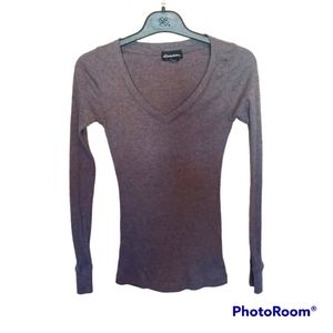 SEDUCTIONS Ladies Long Sleeve Warm Top - EUC